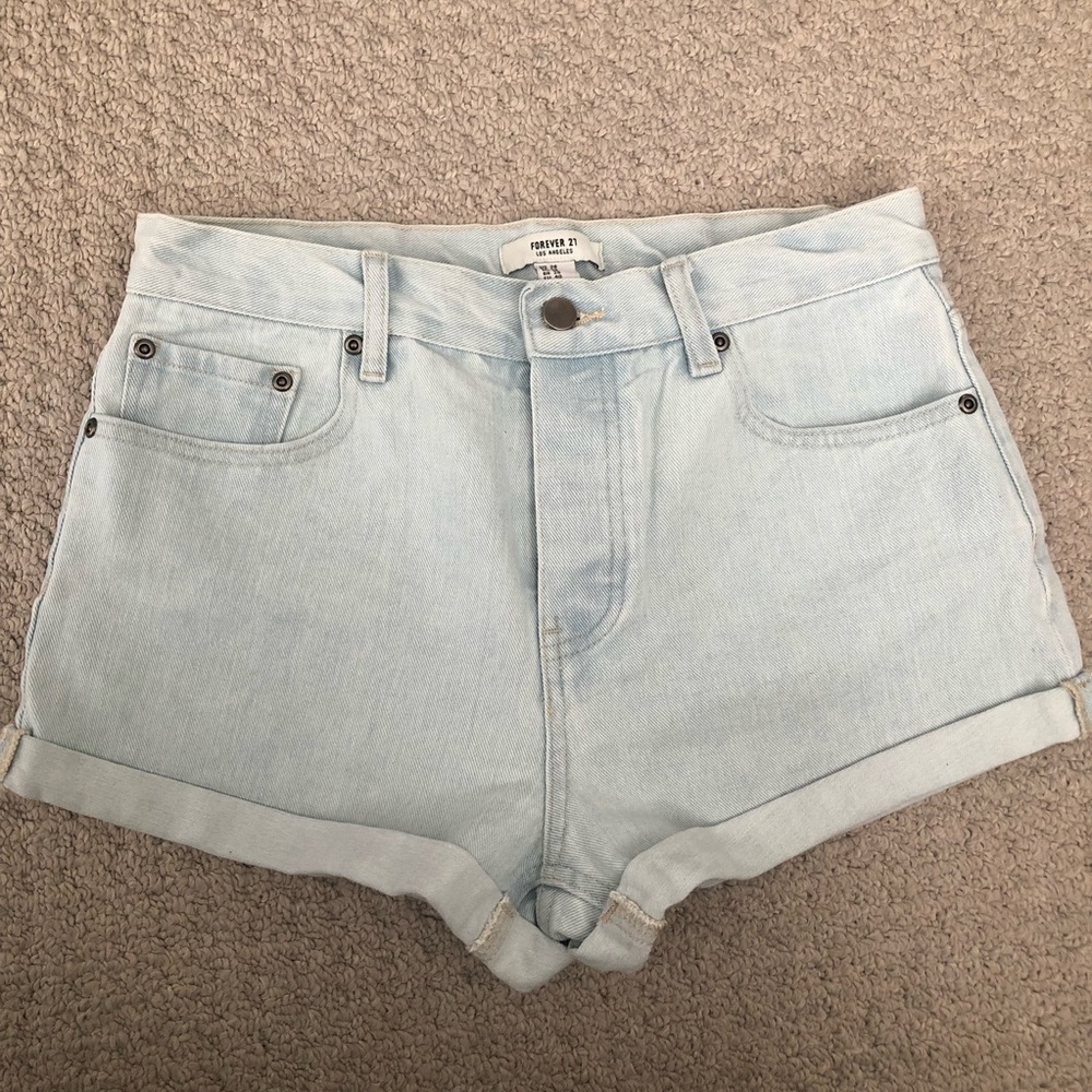 🛍️ 2/$15 NWOT Forever 21 High Waist Jean Shorts Sz 28